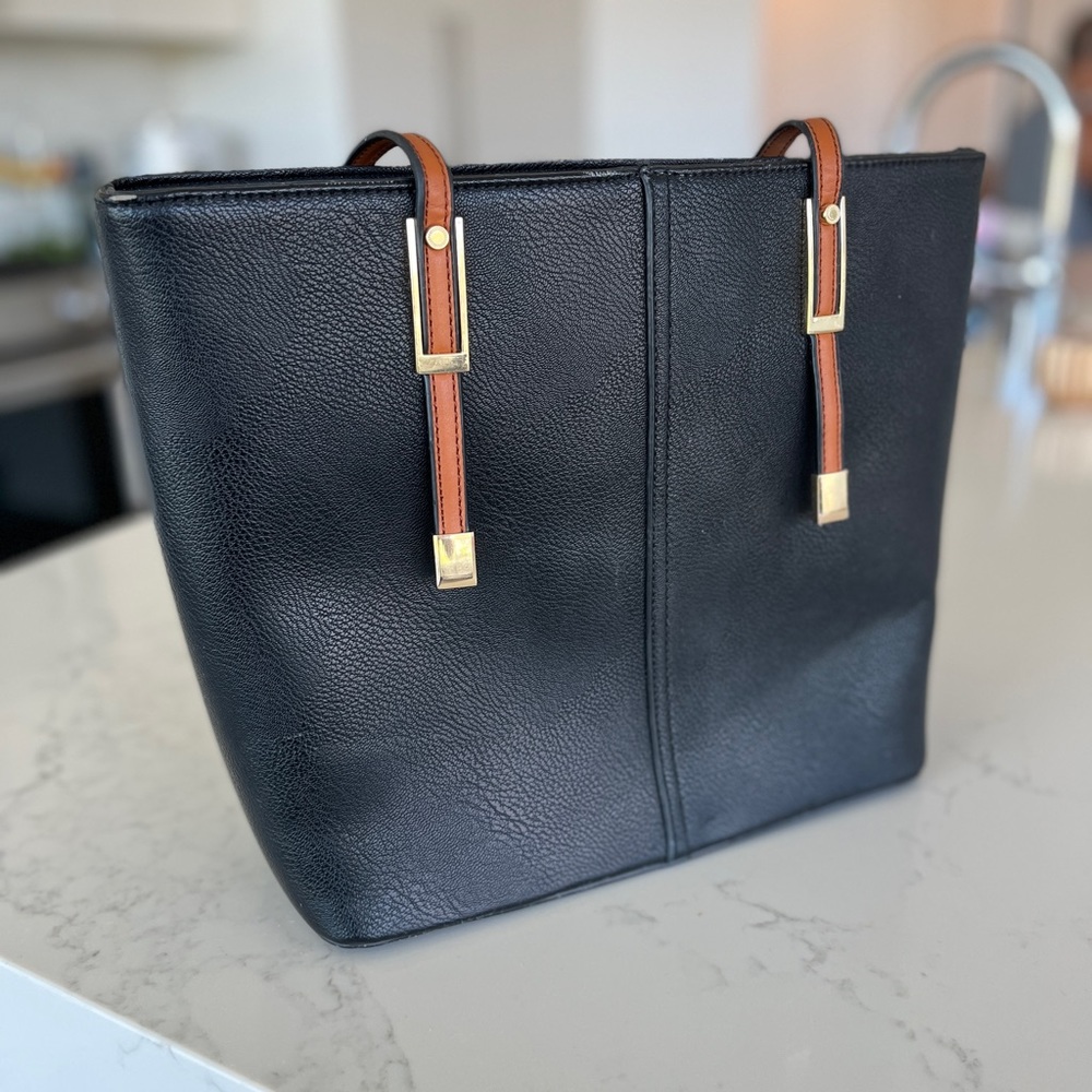 Porto Vino Wine Purse NWOT